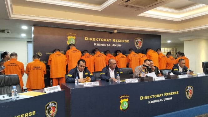 68c90a17110c5-konferensi-pers-kasus-penculikan-sadis-kacab-bank_665_374.jpg