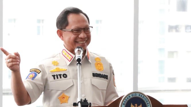 68cce2ca1a144-menteri-dalam-negeri-mendagri-muhammad-tito-karnavian_665_374.jpeg