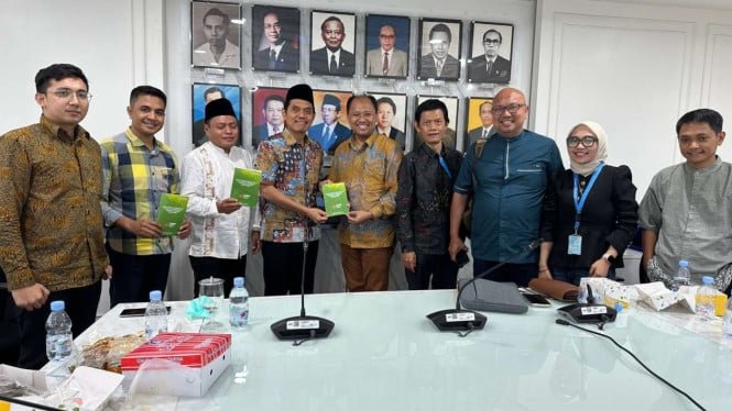 68cd539eea7e5-komisi-ii-dpr-terima-usulan-muhammadiyah-terkait-pemilu_665_374.jpg