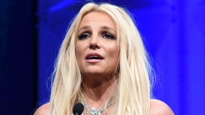 0612_britneyspears_header.jpg