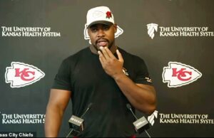 El devastado Chris Jones revela que su tía ha muerto, mirándola jugar para los Chiefs