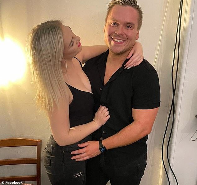 103109487-15205385-Jordan_Loone_and_his_partner_Alex_Petterd_29_are_suing_the_Royal-m-9_1760836609811.jpg