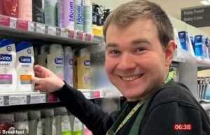 Asda y Waitrose luchan por los servicios de voluntariado para autistas: una madre de 28 años dice que su petición de regresar de una tienda de lujo es “agridulce” después de que su rival también le ofreció horas remuneradas