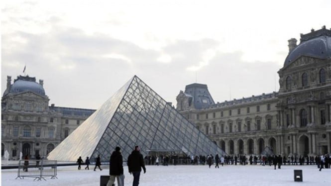 138631_museum-louvre_665_374.jpg