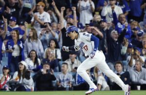 Los Dodgers se descomponen fácilmente el rojo. Trae – ULP – Filis!