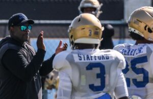 ¿UCLA hará que Bowl Rose se sienta azul? Cinco cosas para ver contra Penn State