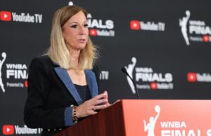 El comisionado WNBA “Hacer mejor”, niega la presunta atención a Clark