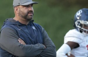 La controversia de la presentación enfatiza la noche de la locura en la escuela secundaria