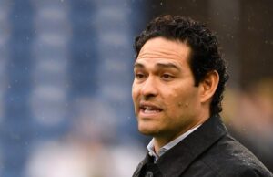Analista Sports Fox Mark Sánchez apuñalado, hospitalizado