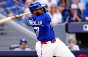 Vlad Jr. Vlad Jr. impulsa la explosión ofensiva de Jays en el Juego 1 en el Juego 1