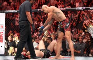 Pereira reclama el título en el Tko Ankalaeva de 80 segundos en UFC 320