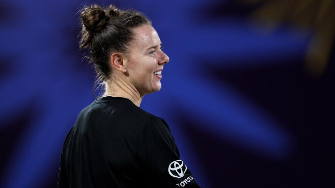 1760108909_linsey20smith.jpg