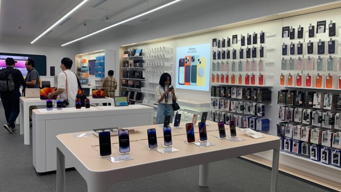 6414424a6a154-erajaya-digital-umumkan-ibox-apple-premium-partner-pertamanyadi-plaza-indonesia_665_374.jpeg