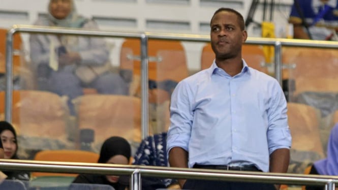 67abe793d5db6-pelatih-timnas-indonesia-patrick-kluivert_665_374.jpg