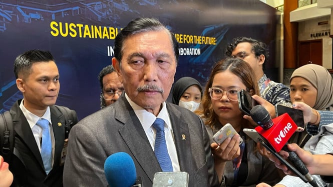 684a5f8925b89-luhut-ungkap-anggaran-mbg-2026-capai-rp-300-triliun_665_374.jpg