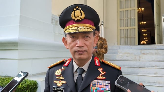 68ca8ea615e62-kapolri-jenderal-listyo-sigit-prabowo-di-istana-negara_665_374.jpg