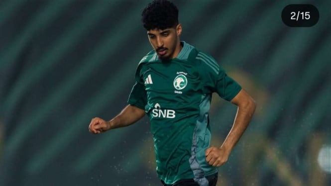 68e4c438cd26b-latihan-timnas-arab-saudi_665_374.jpg