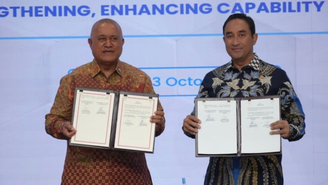68ee111154753-bnn-ri-dan-kepolisian-fuji-menandatangani-kesepakatan-perangi-narkoba_665_374.jpg