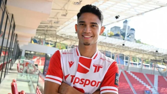 68ee5cfd08400-marselino-ferdinan-resmi-diperkenalkan-as-trencin_665_374.jpeg