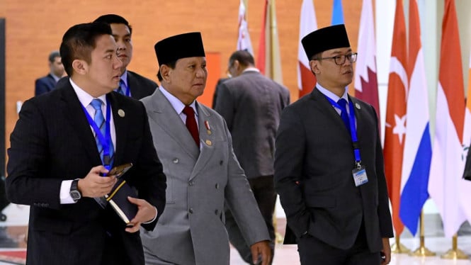 68efac1d24efa-presiden-prabowo-subianto-menghadiri-ktt-perdamaian-gaza_665_374.jpg