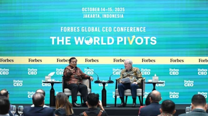 68f046c218bcd-presiden-ri-prabowo-subianto-dan-chairman-and-editor-in-chief-forbes-media_665_374.jpg