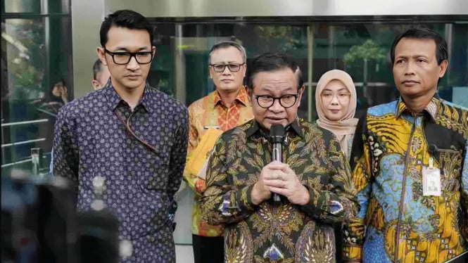 68f0937536a88-gubernur-dki-jakarta-pramono-anung-tengah-di-gedung-kpk_665_374.jpg