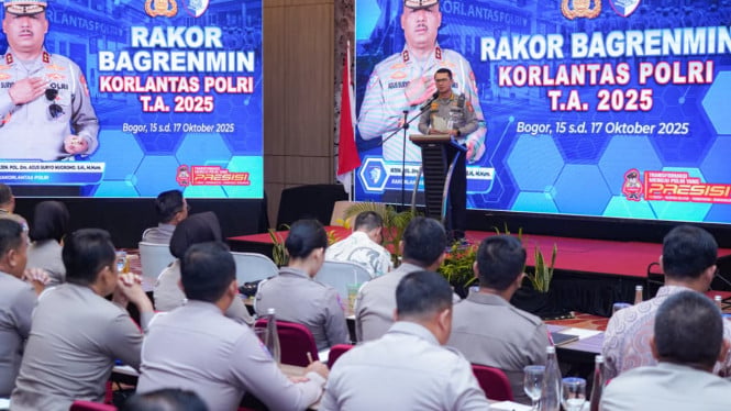 68f0b4389442f-rakor-bagrenmin-korlantas-polri_665_374.jpg