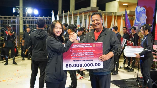 68f548d9470d5-ketua-koni-klungkung-anak-agung-gede-anom_665_374.jpg