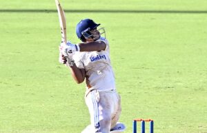 India U-19 domina en Australia U-19 para ganar la primera prueba juvenil por otras y 58 carreras