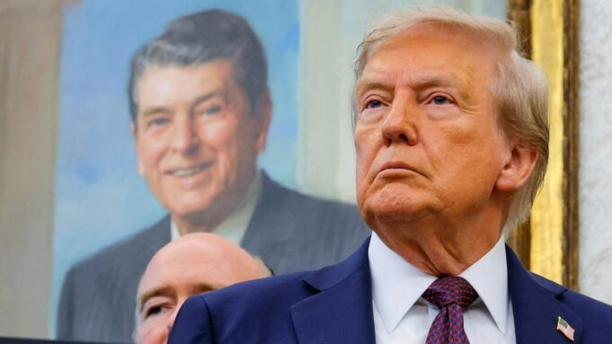USA-TRUMP-CANADA-REAGAN-0_1761349836360_1761349847510.JPG