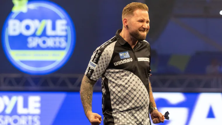 Resultados, puntuaciones y calendario en vivo de la cuarta ronda del día 1 del Abierto de Dardos del Reino Unido de 2026: Knoppert gana el partido contra el épico 9-Darter