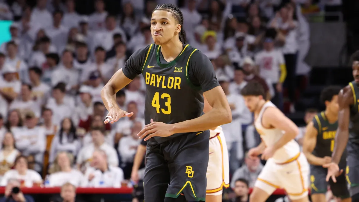 Los Lakers obtienen una calificación perfecta para la selección del draft de Cameron Carr a través del intercambio de los Knicks