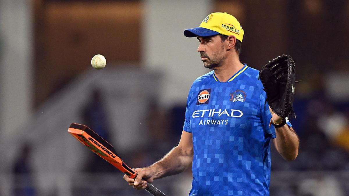Inglaterra nombra a Stephen Fleming como entrenador y Joe Root se convierte en capitán de prueba
