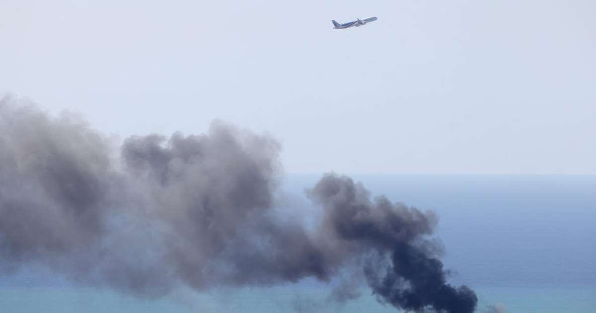 Cómo el único aeropuerto internacional del Líbano permanece abierto a pesar de los ataques israelíes