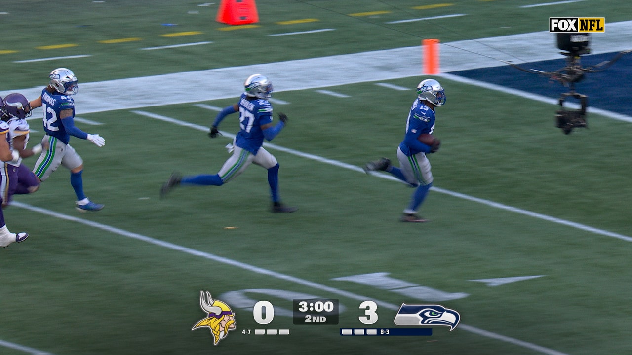 Ernest Jones devuelve una selección de 84 yardas para darle a los Seahawks una ventaja temprana contra los Vikings | Lo más destacado de la NFL