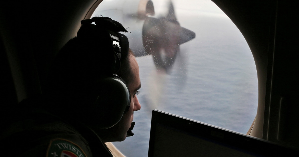 Se reanuda la búsqueda de vuelos desaparecidos de Malaysia Airlines, reviviendo las esperanzas de respuestas retrasadas una década