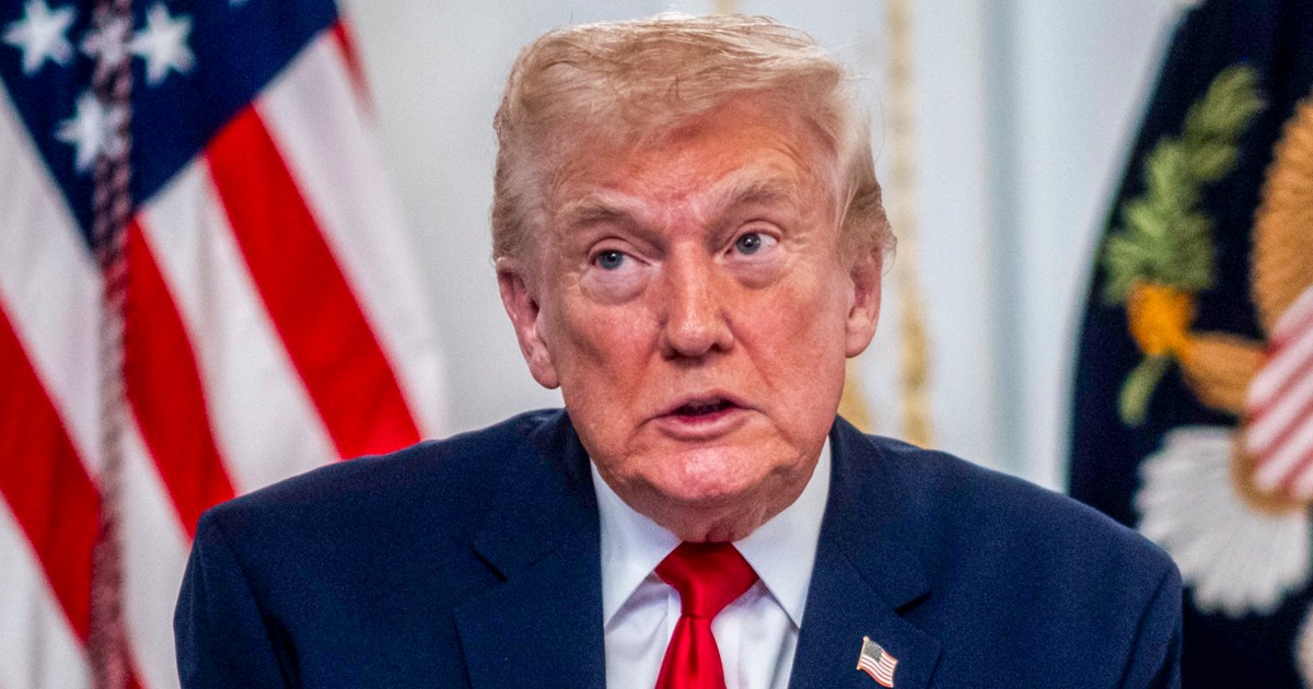 Trump dice a las aerolíneas que el espacio aéreo de Venezuela está “completamente cerrado” a medida que aumentan las tensiones