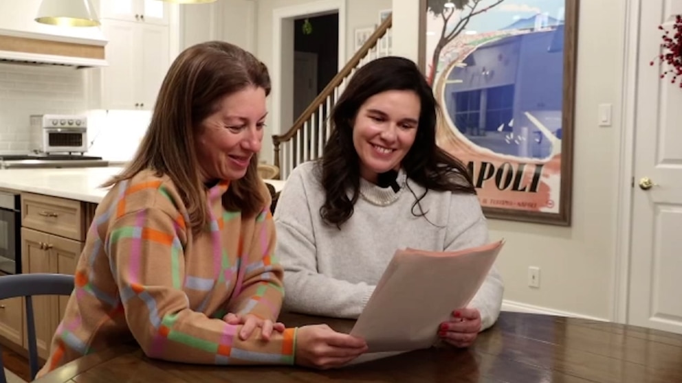 MIRAR: Mujer se sorprende al descubrir que su amigo por correspondencia de la infancia era su obstetra