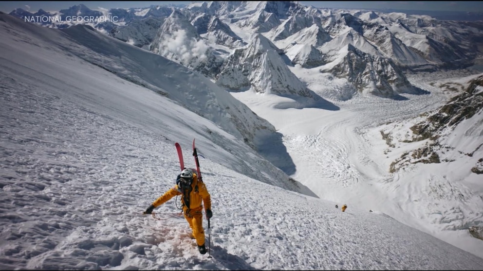 Vídeo Una mirada retrospectiva a la histórica cumbre de Jim Morrison en el Monte Everest