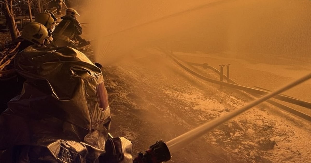 260101-ukraine-fire-ha-5df228.jpg