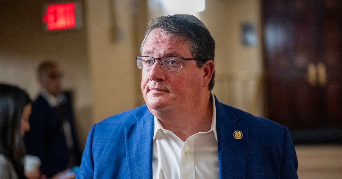 El comentario antimusulmán de un legislador republicano provoca pedidos de su dimisión