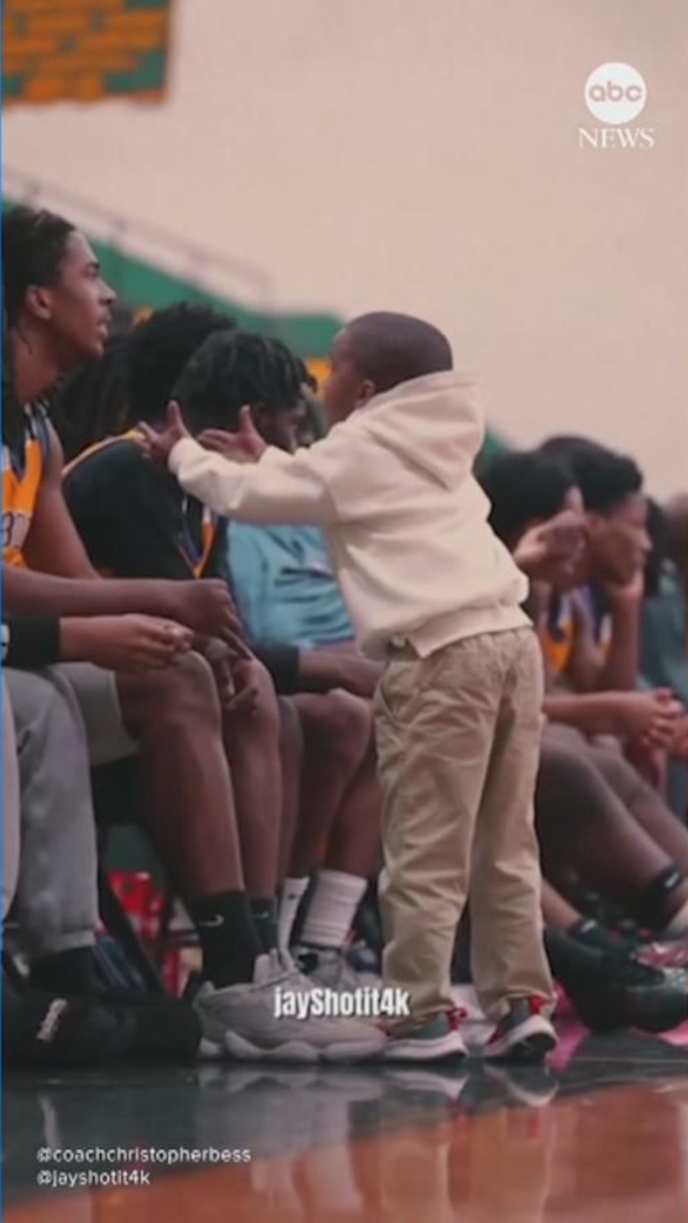 MIRAR: Un niño de 6 años lucha por convertirse en el ‘entrenador más joven del mundo’