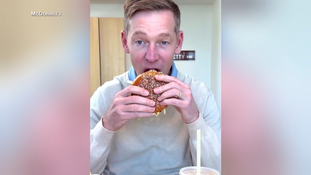 MIRAR: La guerra de las hamburguesas calienta las redes sociales