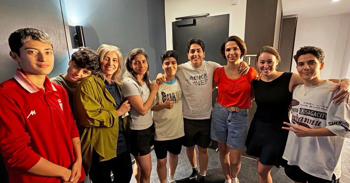 La selección iraní de fútbol abandona Australia y quedan siete mujeres