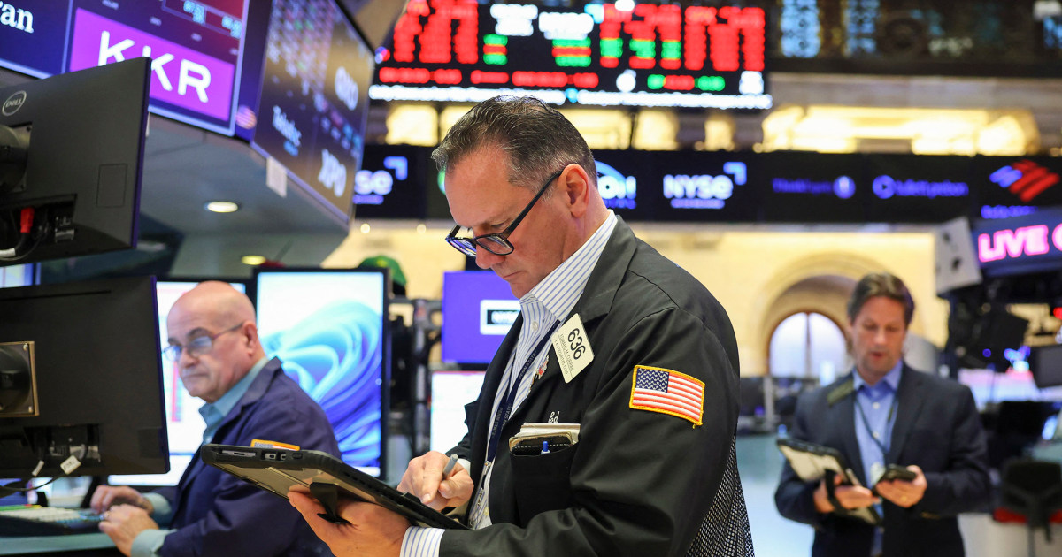 Las acciones se recuperan y los precios del petróleo caen después de que Estados Unidos envía un plan de paz a Irán