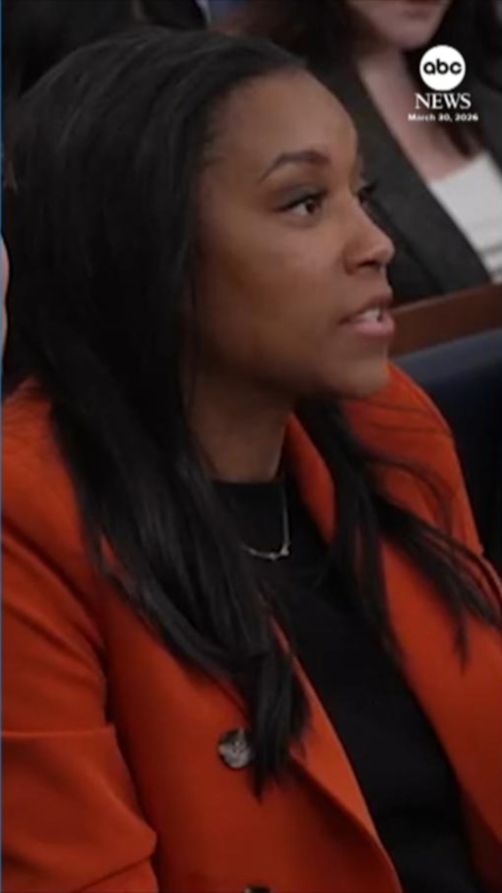 MIRAR: Rachel Scott de ABC News presiona a la Casa Blanca sobre las negociaciones con Irán