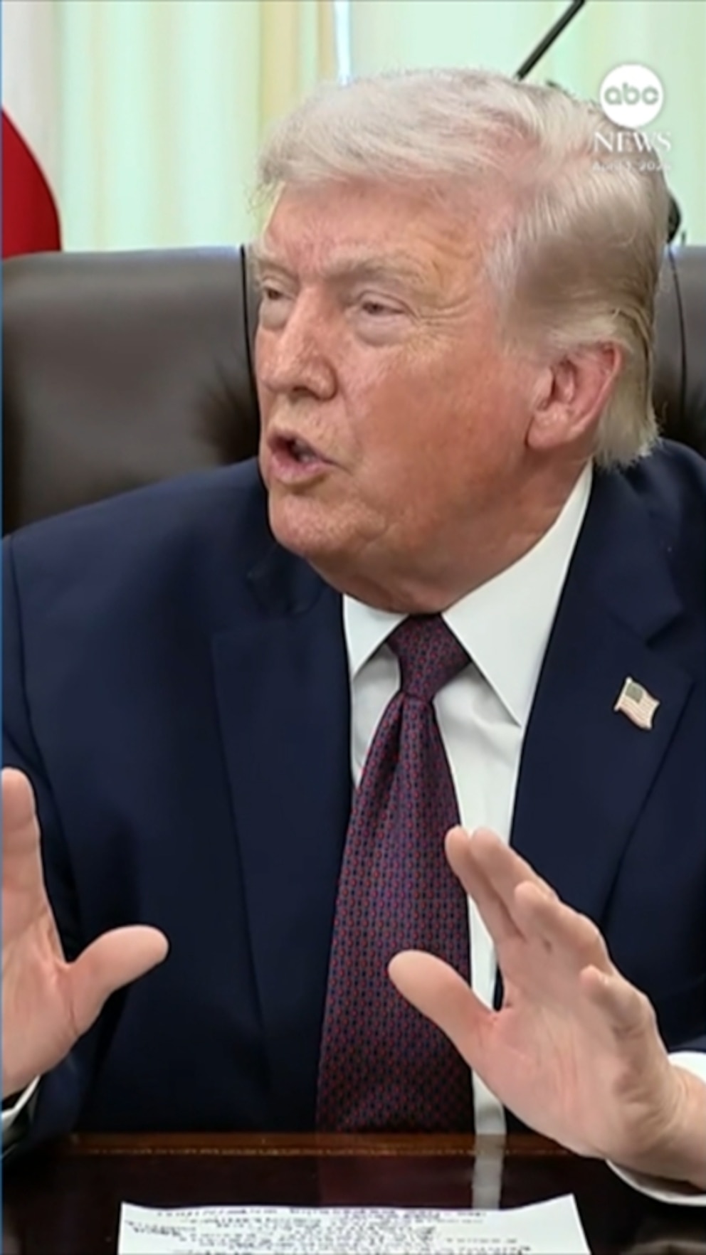 El presidente Trump asiste a los argumentos orales de la Corte Suprema sobre la ciudadanía por nacimiento