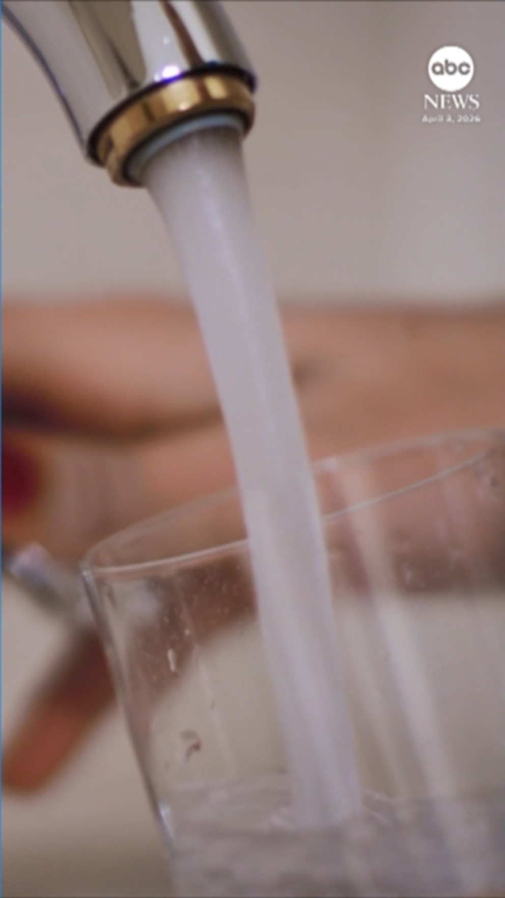 Vídeo EPA estudiará microplásticos en el agua potable