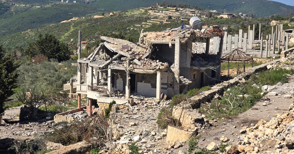 En medio del alto el fuego, las fuerzas israelíes aceleran la destrucción de viviendas en el sur del Líbano