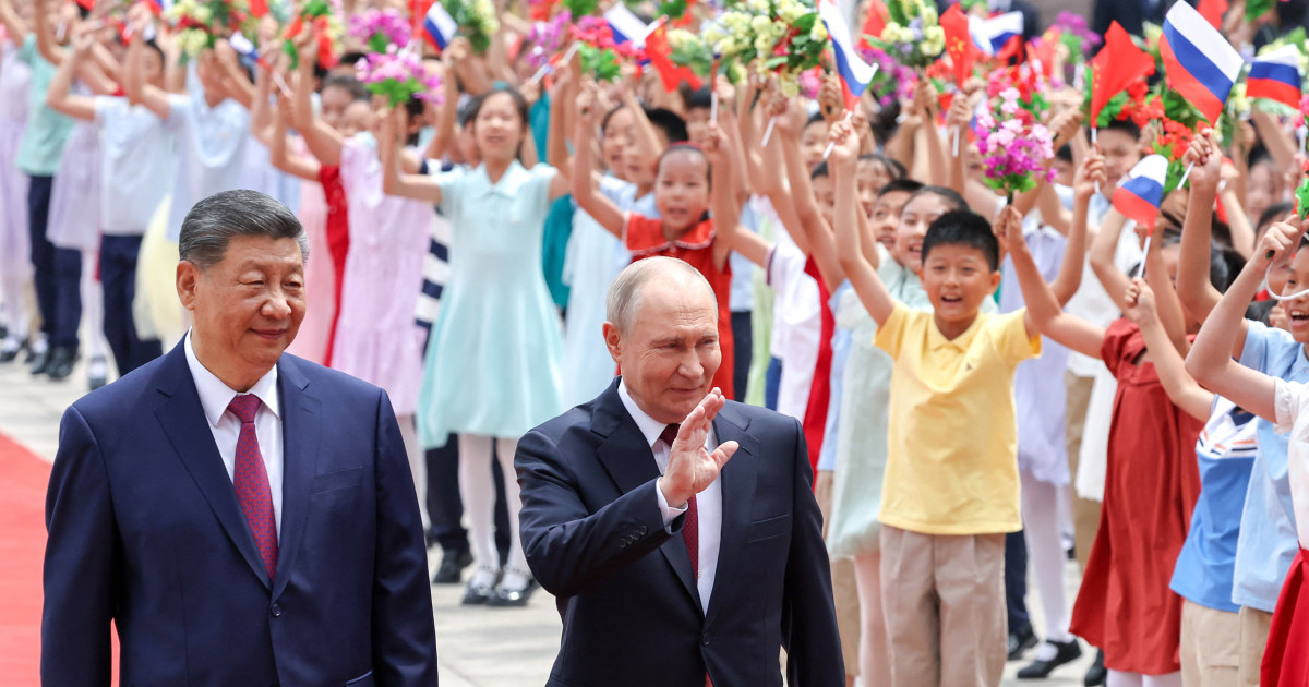 Putin y Xi dicen que las relaciones están a un nivel “sin precedentes” en una cumbre amistosa tras la visita de Trump